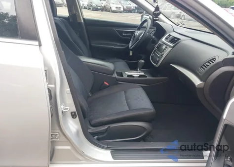 2016 Nissan Altima 2.5 S z USA, uszkodzony, nr VIN 1N4AL3AP5GC139936